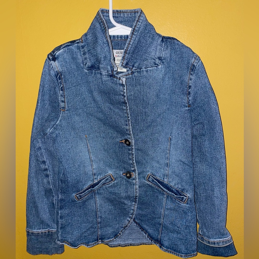 Girls Guess denim blazer. Size 10/12